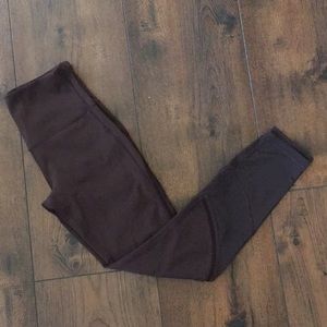 Lululemon 7/8 “Fresh in Mesh” size 4